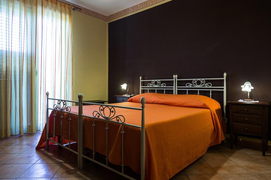 Bed And Breakfast Marina d'Aspra Bagheria Zimmer foto