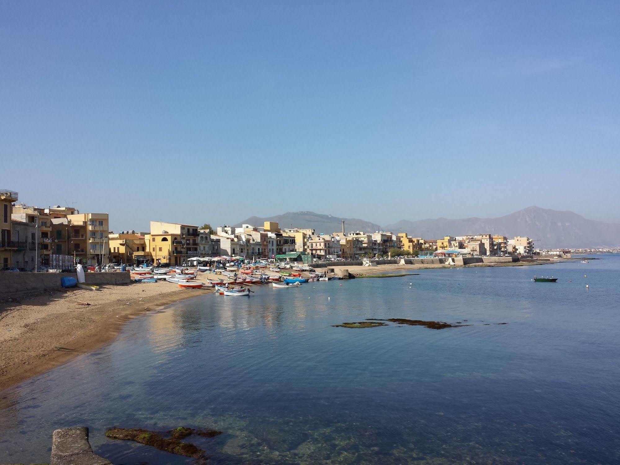 Bed And Breakfast Marina d'Aspra Bagheria Exterior foto