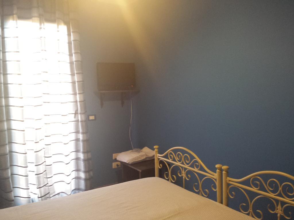 Bed And Breakfast Marina d'Aspra Bagheria Zimmer foto
